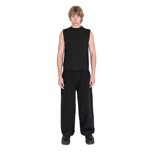 NO SLEEVES TEE